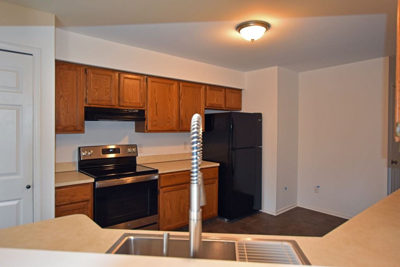 8820 21 Mile Rd - Photo 7 of 22