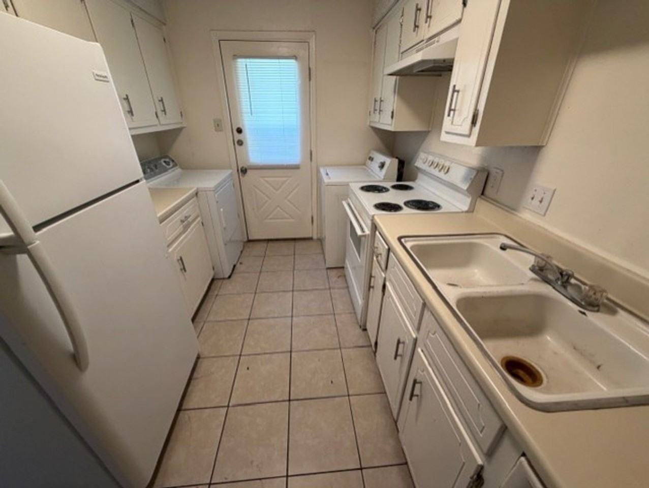 3804 Charolais Dr - Photo 4 of 9