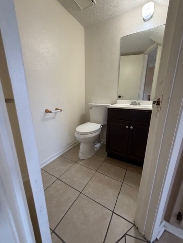 3804 Charolais Dr - Photo 5 of 9