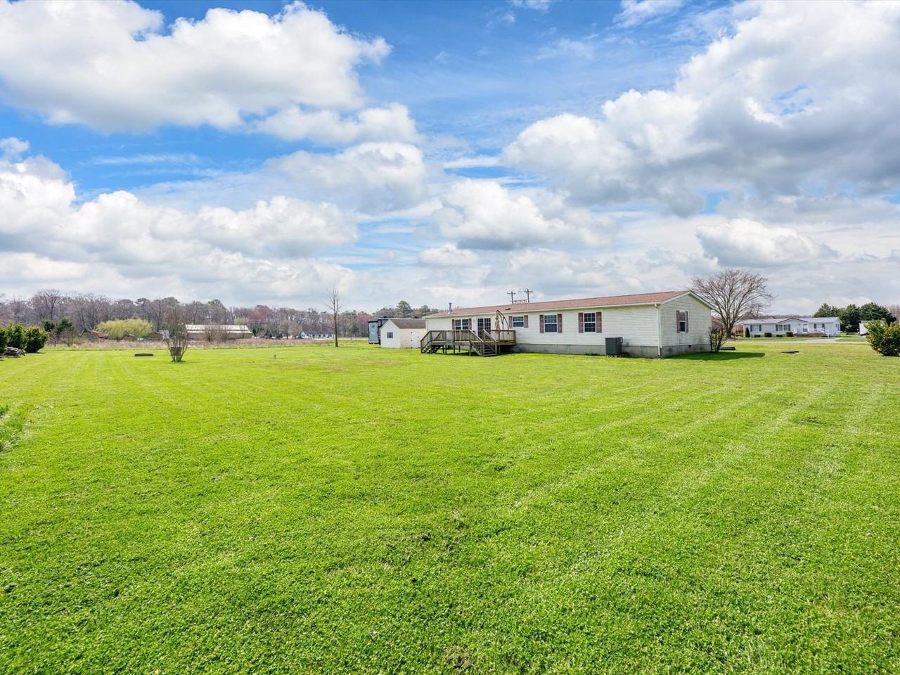 13675 Woodbridge Rd - Photo 3 of 35