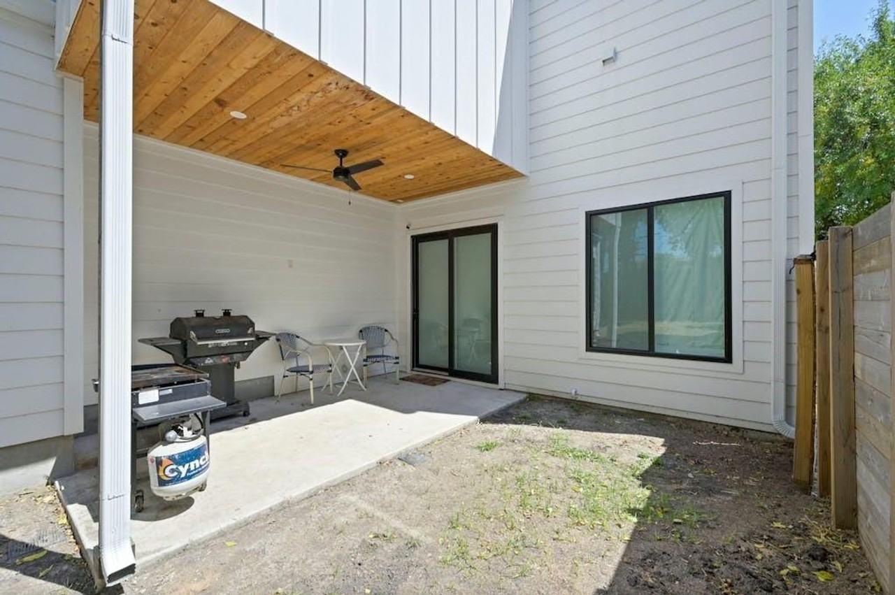 5212 Huisache St - Photo 3 of 38