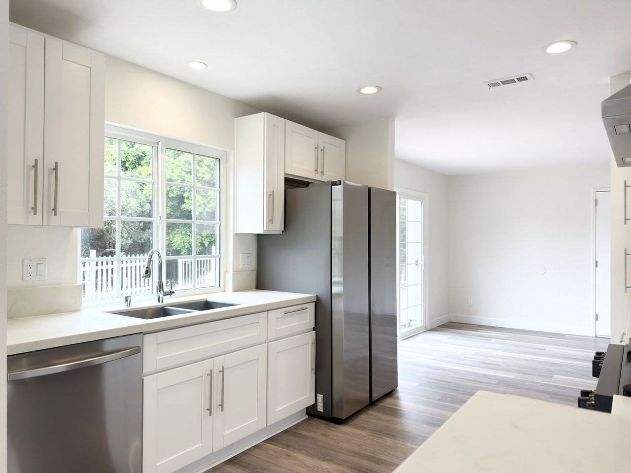 3365 Appian Rd - Photo 7 of 22