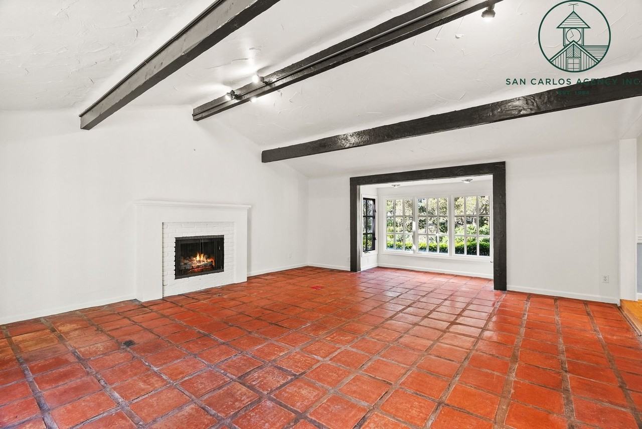 3041 Bird Rock Rd - Photo 6 of 38