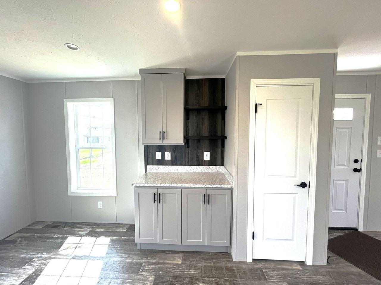 1315 Edenville Rd - Photo 5 of 21