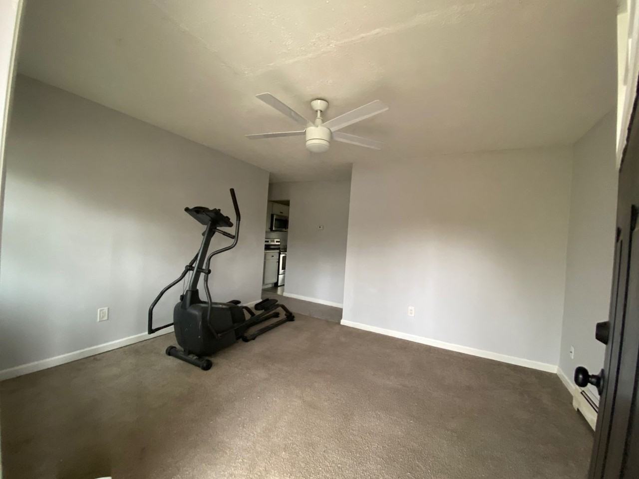 745 Dayton St - Photo 2 of 14