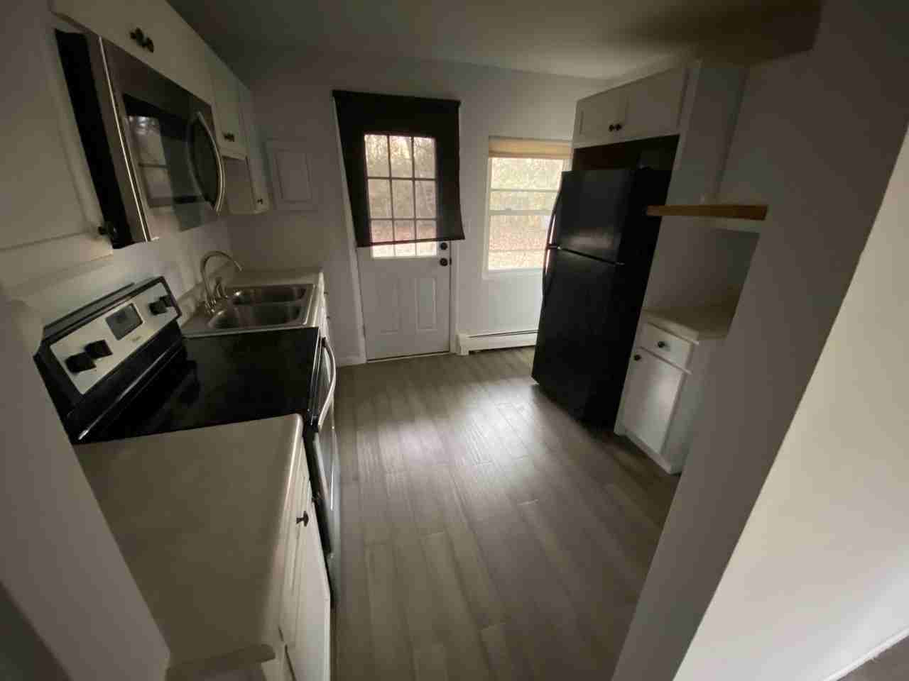 745 Dayton St - Photo 3 of 14