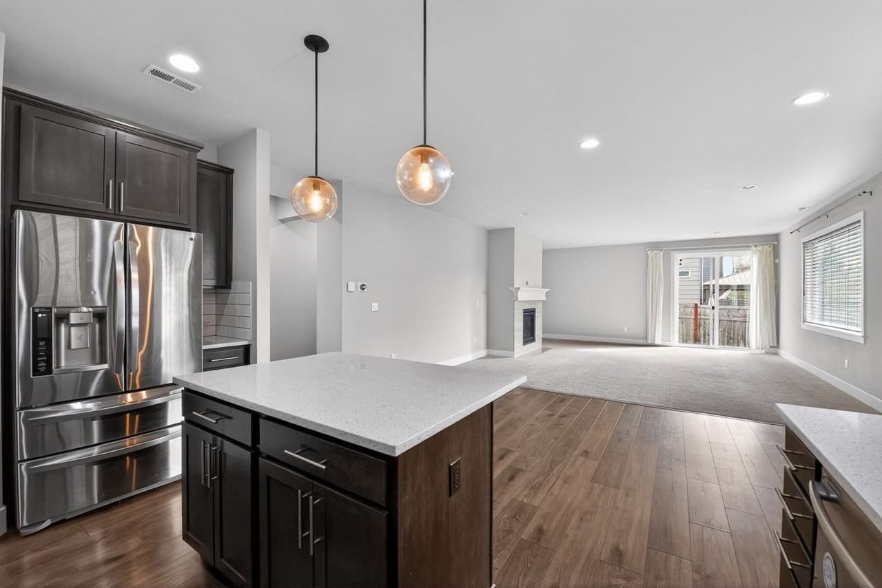 14210 57th Ave E - Photo 7 of 33