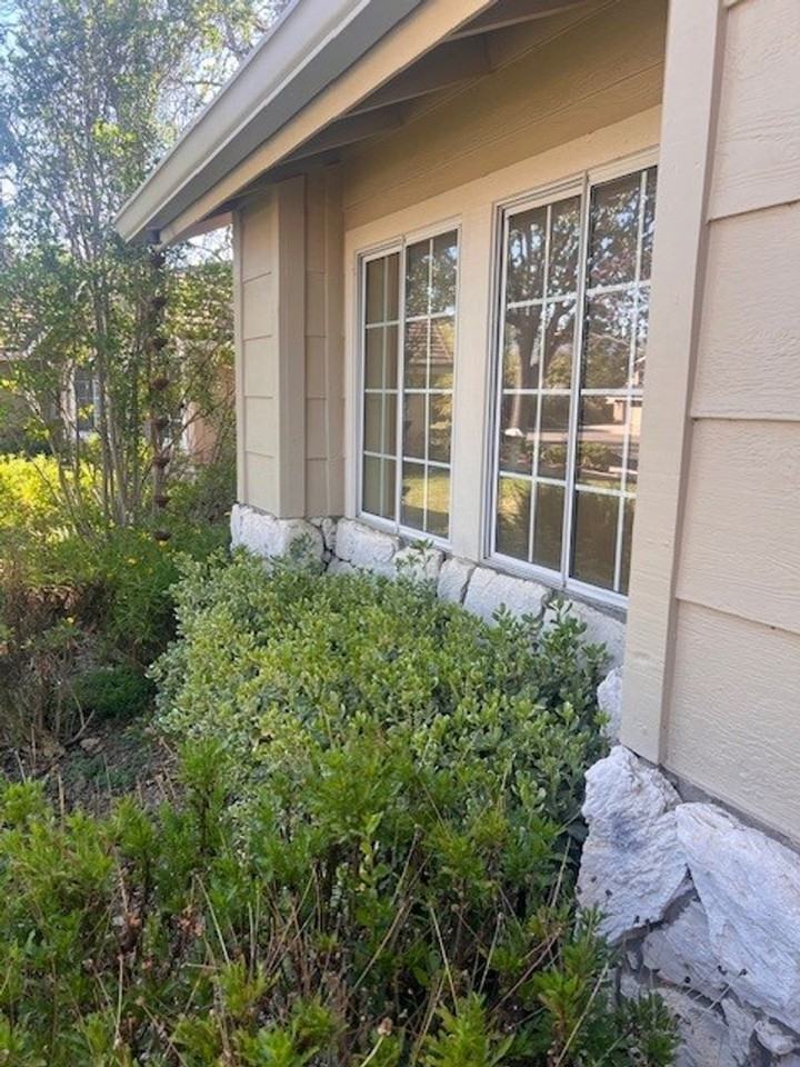 1465 Aarhus Dr - Photo 2 of 39