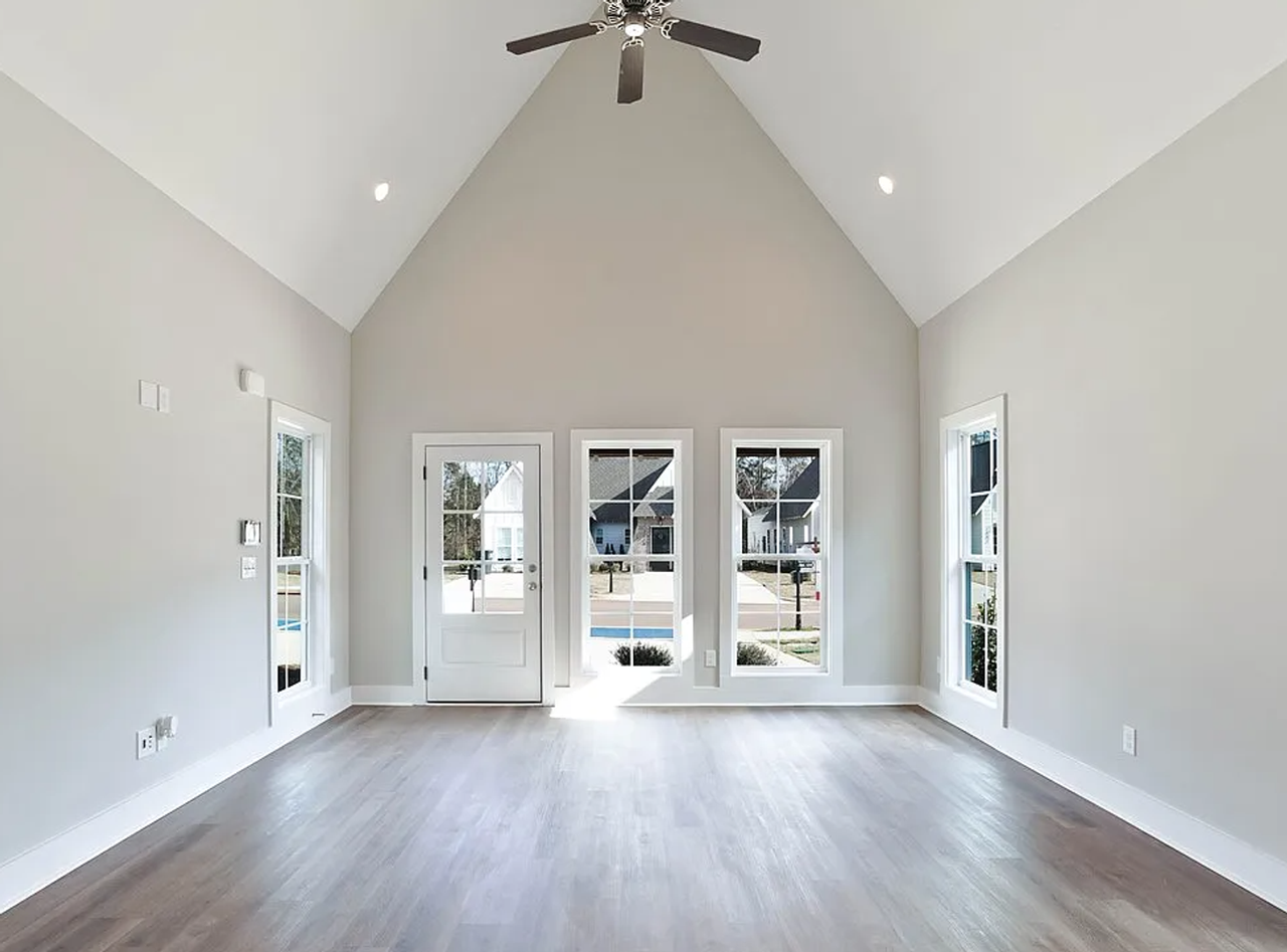 1073 Burrow Cir - Photo 3 of 16