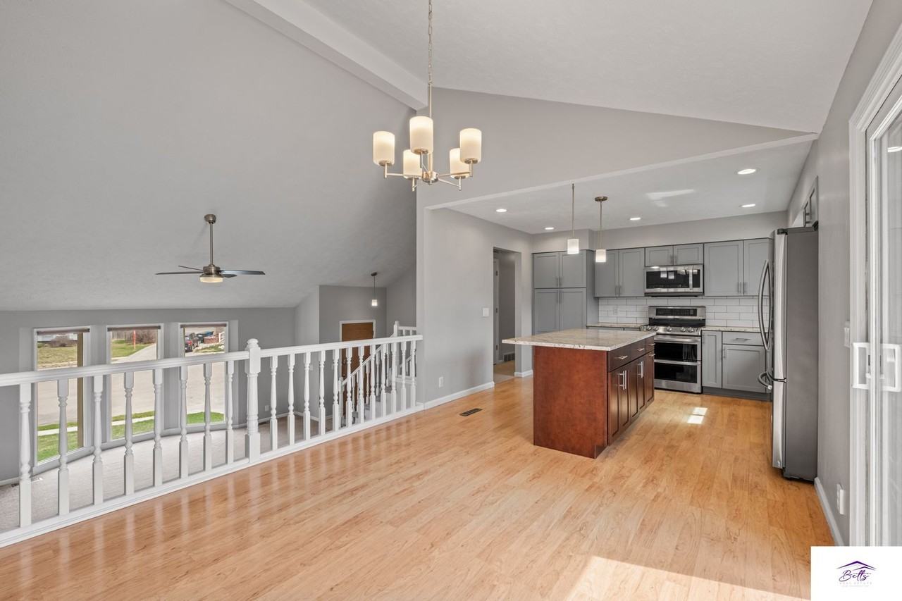 15611 Franklin Cir - Photo 5 of 21