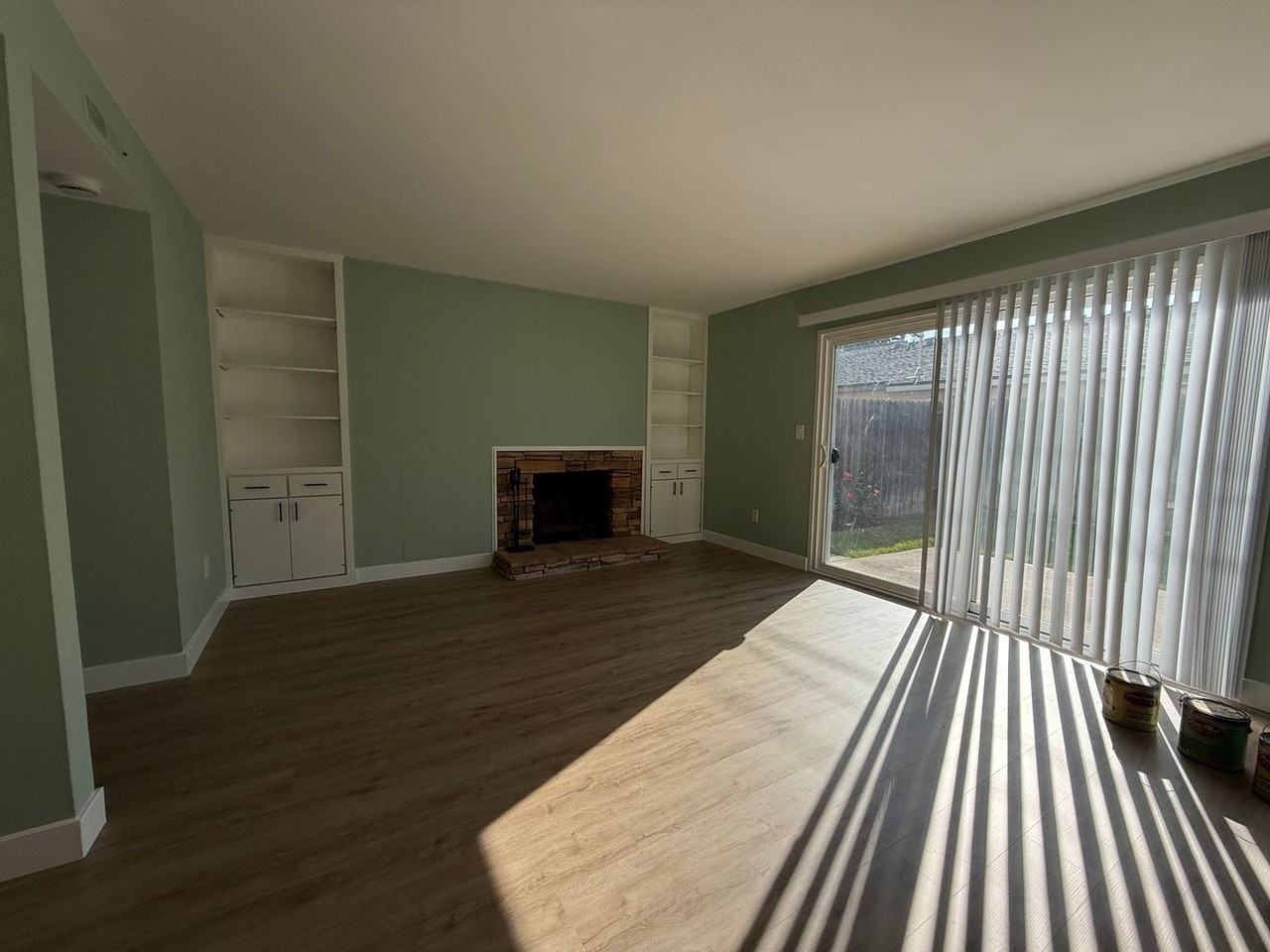 14542 Carfax Dr - Photo 6 of 15