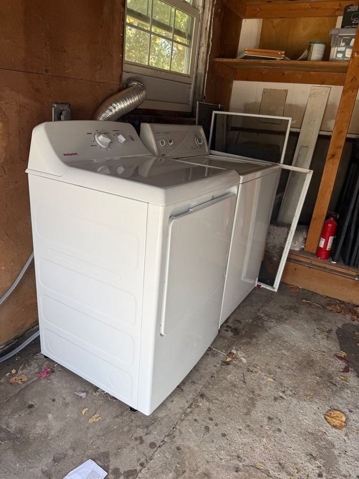 359 Greenbriar Dr #B - Photo 2 of 9