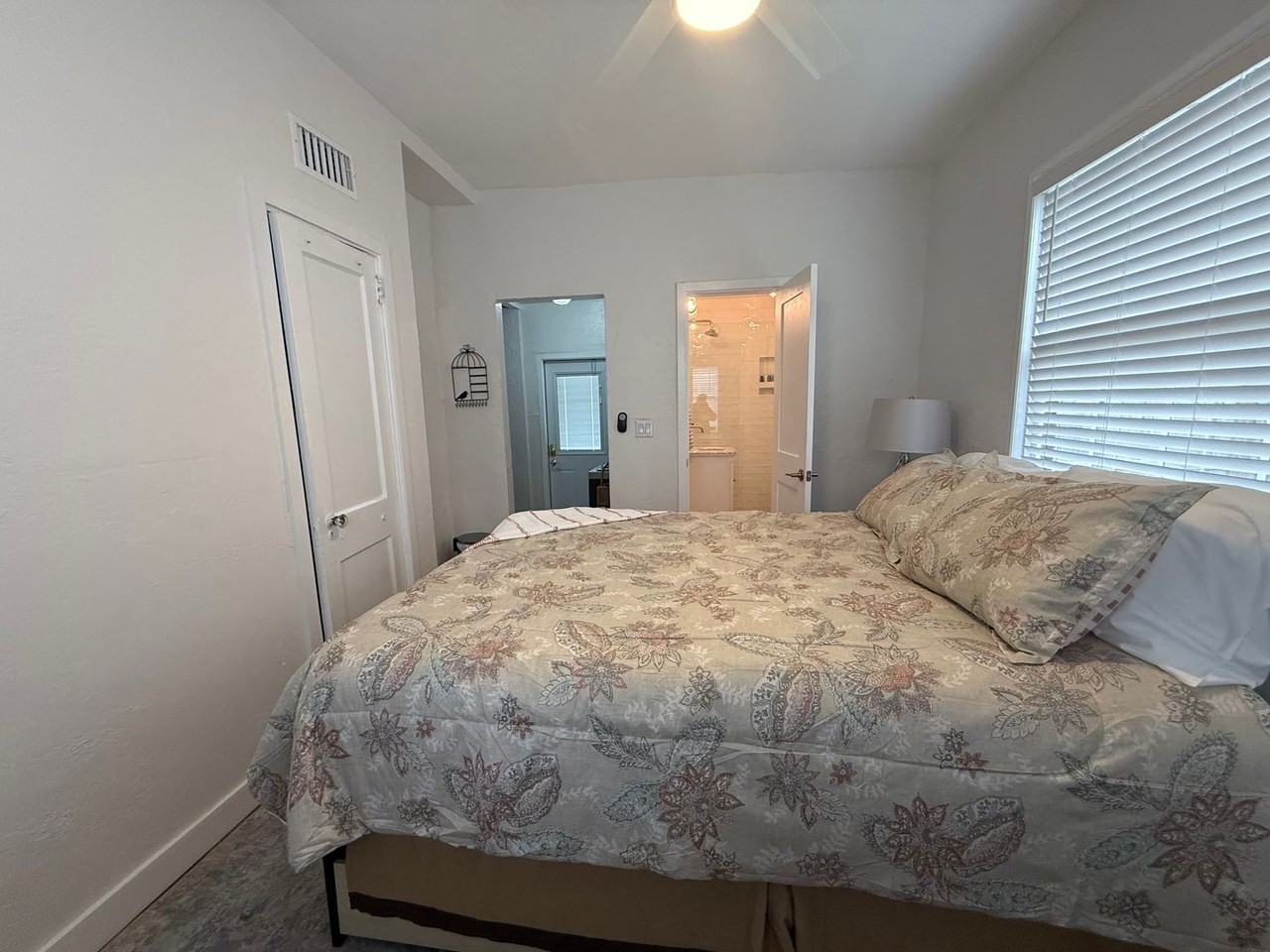 359 Greenbriar Dr #B - Photo 4 of 9