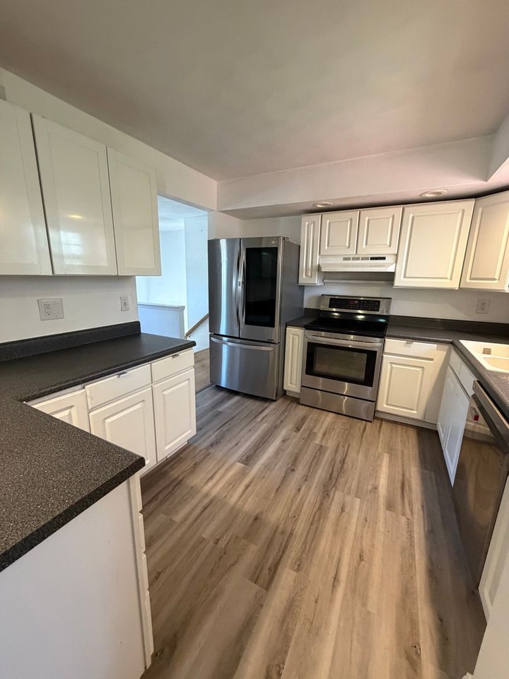 217 Jubaka Dr - Photo 5 of 19