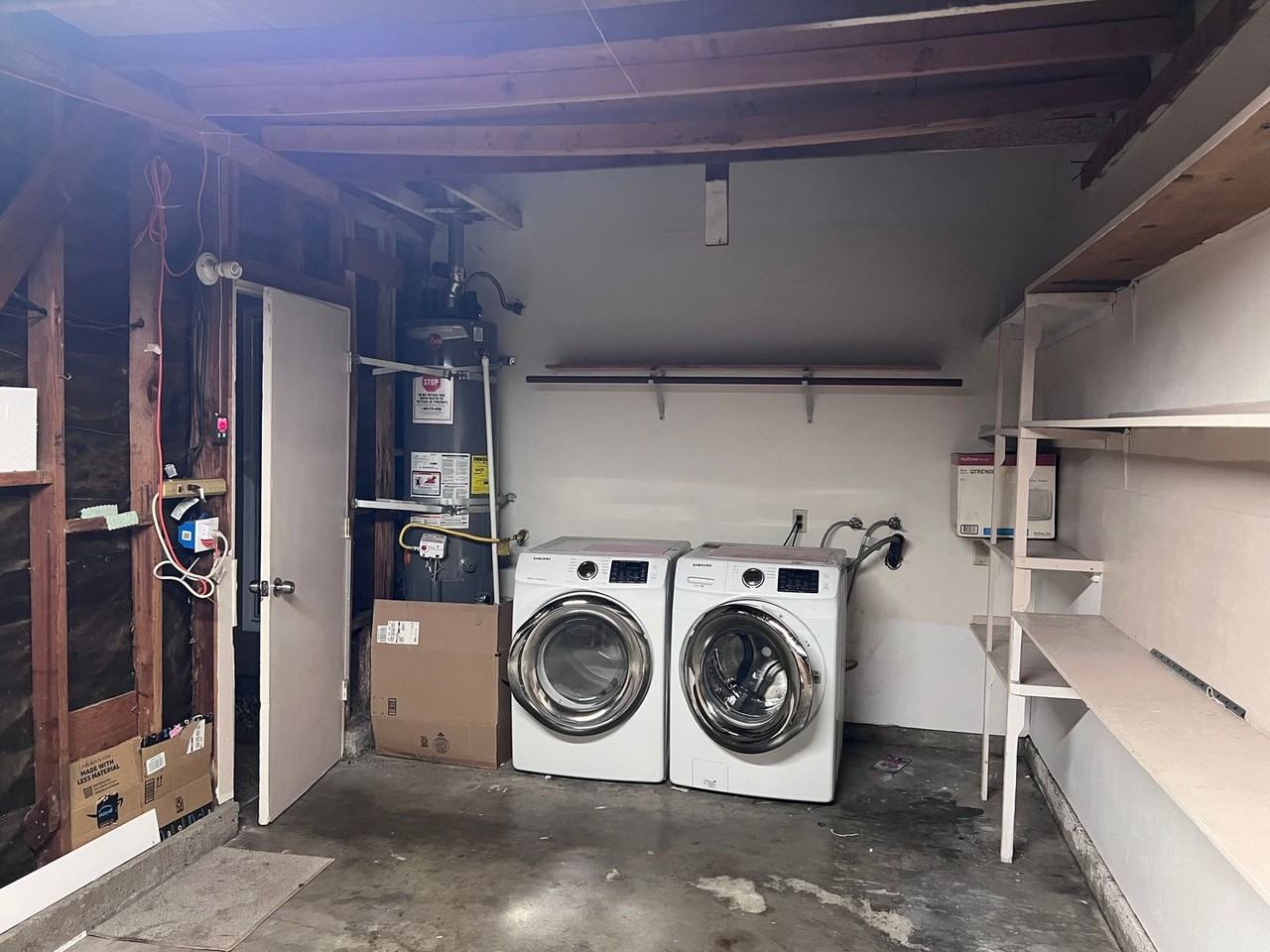 44586 La Paz Rd - Photo 2 of 11