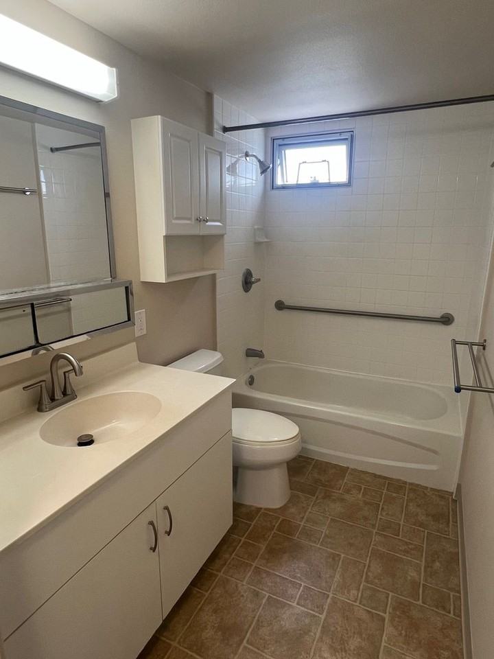 3009 Ala Makahala Pl #804 - Photo 7 of 12