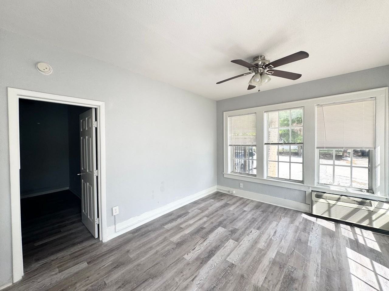 704 Cordova Dr #1 - Photo 6 of 14