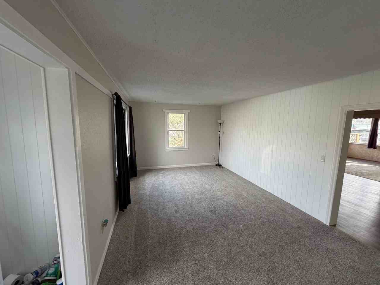 4305 Altamont Dr - Photo 2 of 14