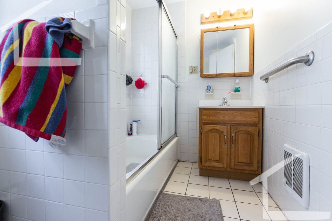 23 Claymoss Rd - Photo 5 of 10