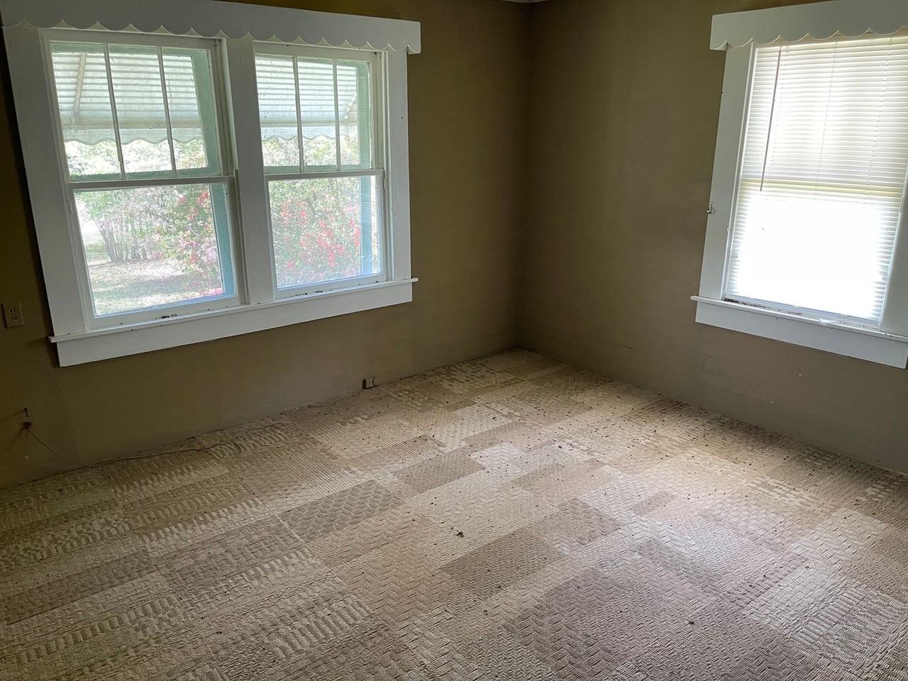 279 Lee Rd 279 - 9351 #9351 - Photo 3 of 11