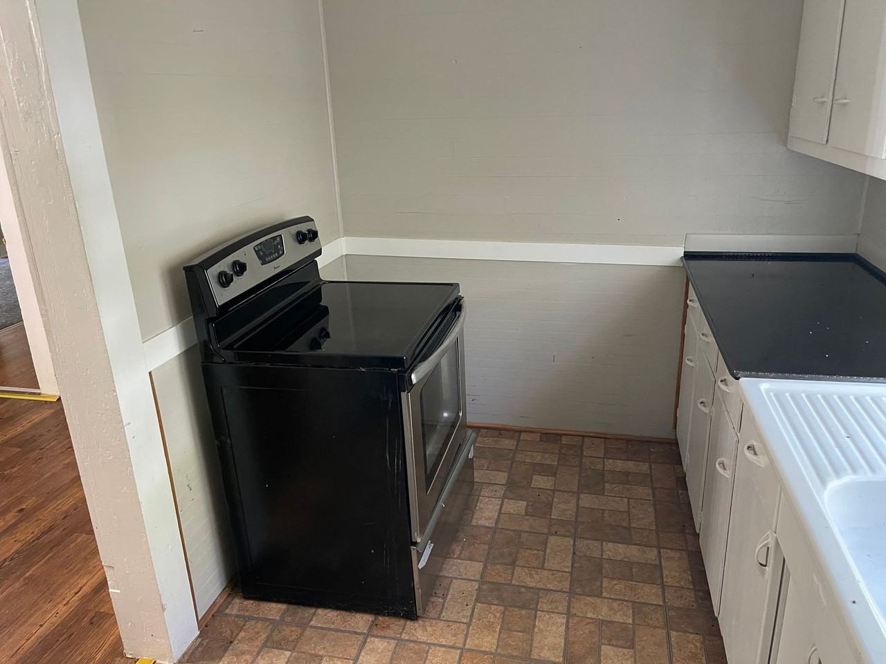 279 Lee Rd 279 - 9351 #9351 - Photo 7 of 11