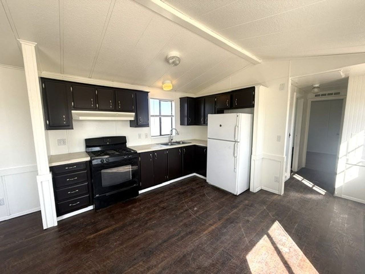 7609 Jacinto Dr - Photo 2 of 12