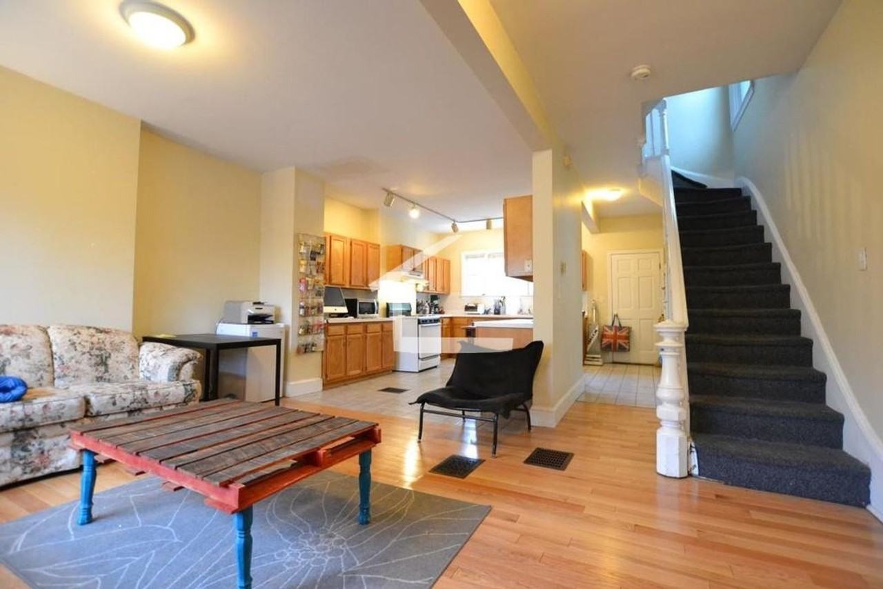 10 Woodmont St - Photo 2 of 5