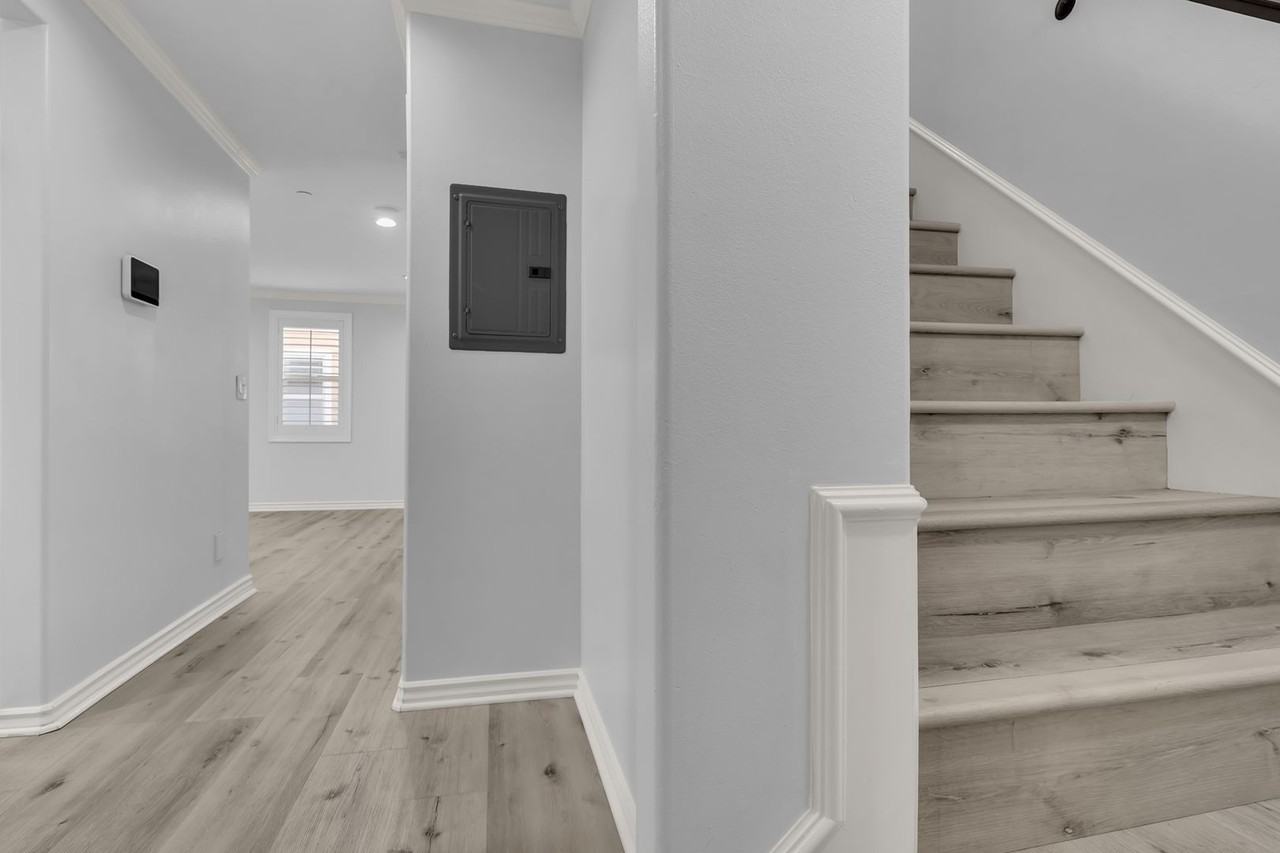 26404 Vermont Ave #4 - Photo 7 of 31