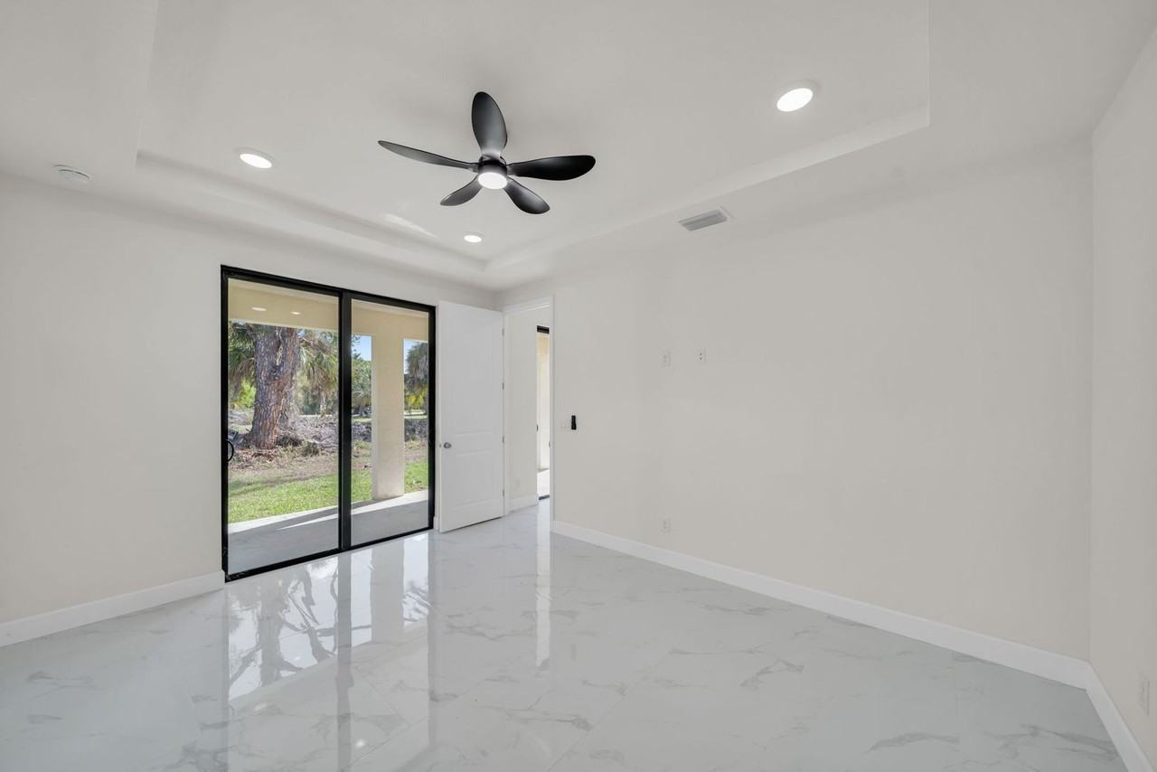 446 Skyland Ln - Photo 7 of 23