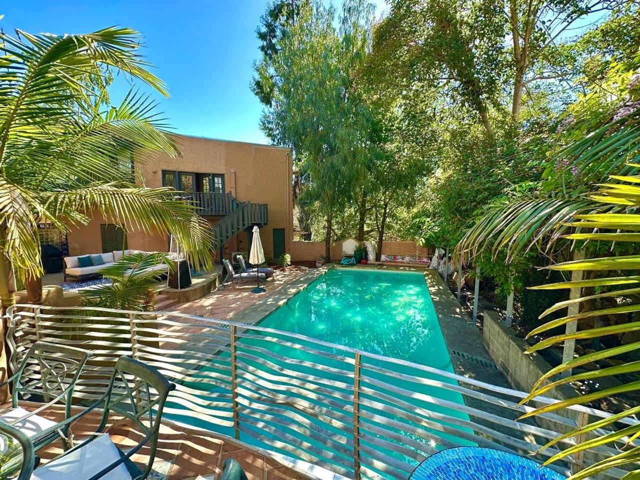 987 Sunnyhills Rd - Photo 2 of 26