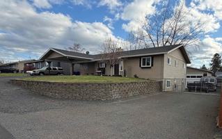 featured image of 1306 Hemlock Ave