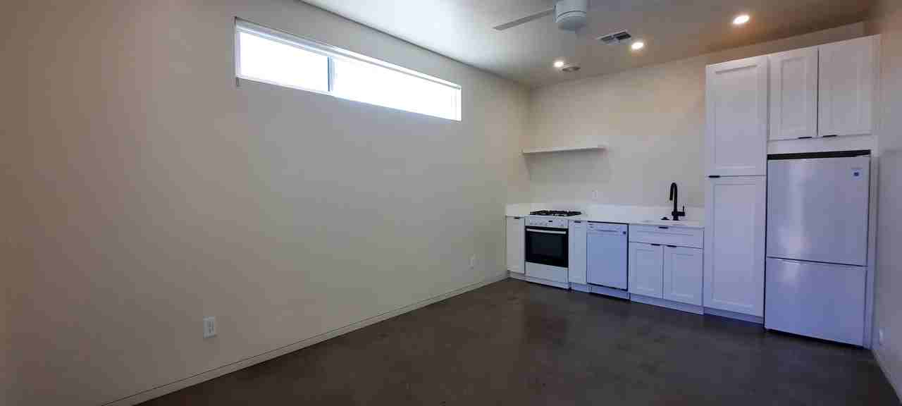 1027 E Mckinley St #A - Photo 2 of 8