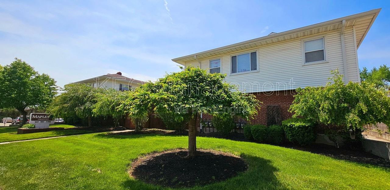 1059 Wilmington Ave #1 - Photo 5 of 25