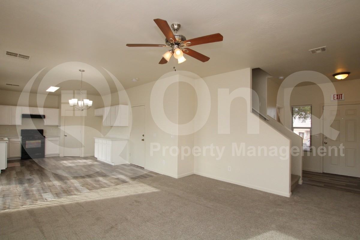 615 E Cody Dr - Photo 6 of 21