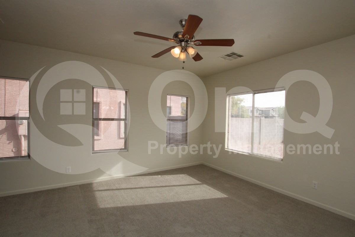 615 E Cody Dr - Photo 7 of 21