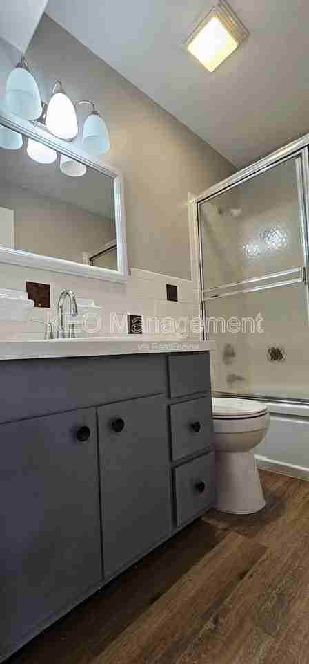 3813 Briar Pl #9 - Photo 4 of 10