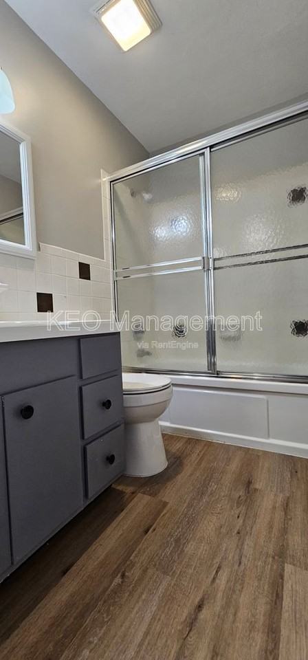 3813 Briar Pl #9 - Photo 5 of 10