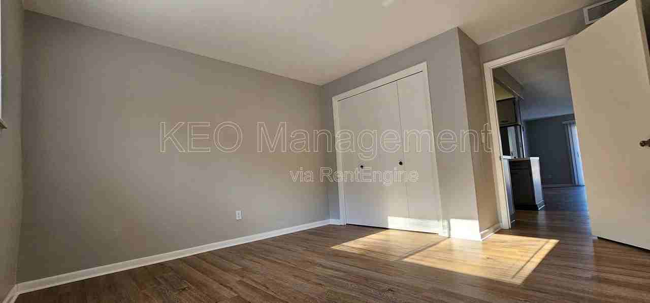 3813 Briar Pl #9 - Photo 6 of 10