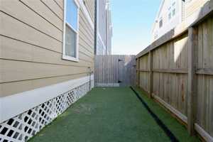 featured image of 1227 W 19th St #A