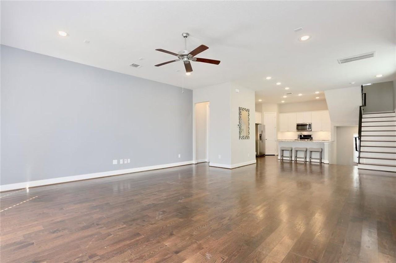 1227 W 19th St #A - Photo 4 of 25