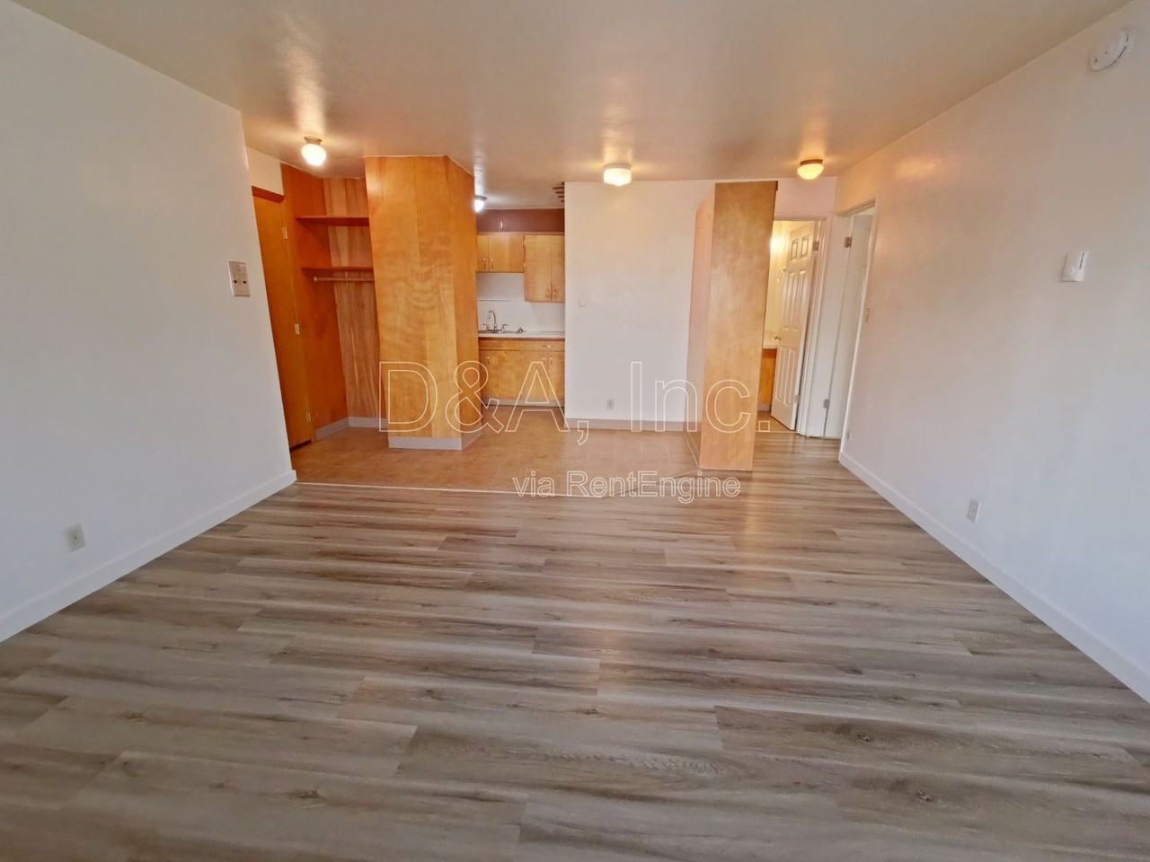 111 Nw 11th St #102 - Photo 4 of 15