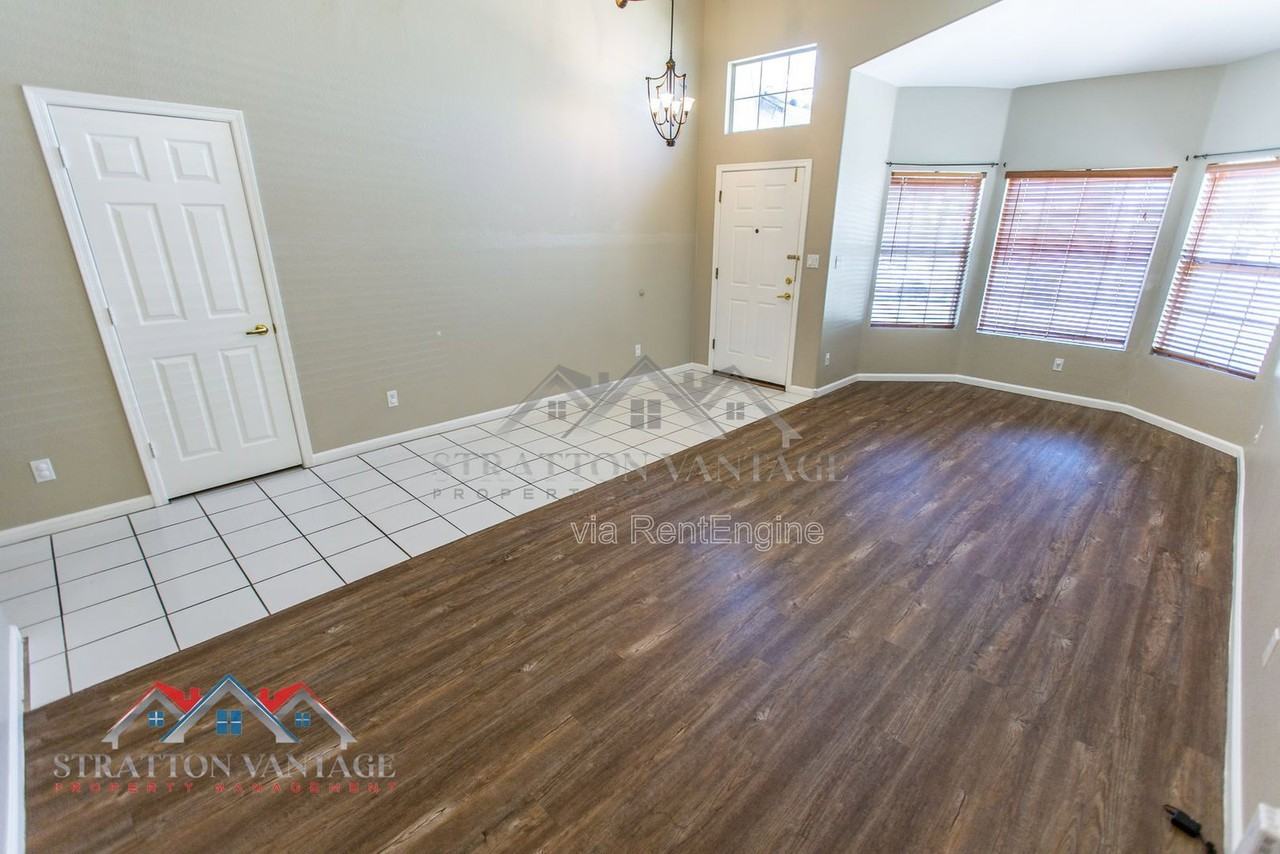 1891 E Brentrup Dr - Photo 7 of 50