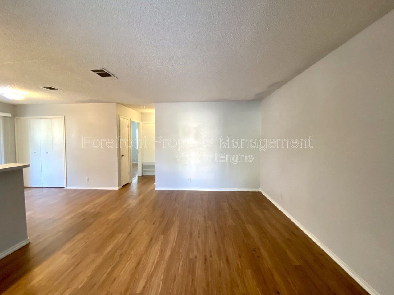 5225 Meadow Fld #1 - Photo 7 of 28