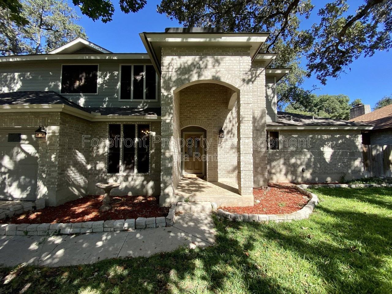 8911 Shady Leaf - Photo 4 of 50