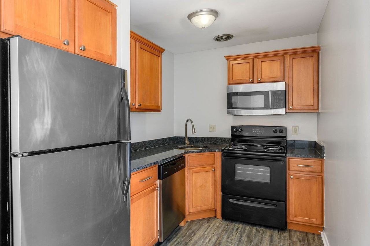 3505 Telford St #F - Photo 2 of 13