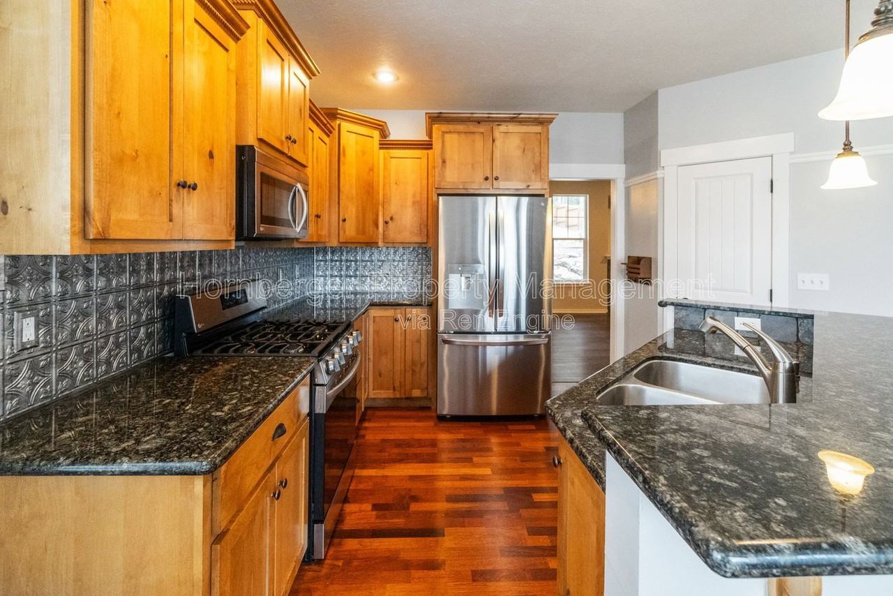 6106 E 14th Ln - Photo 2 of 28