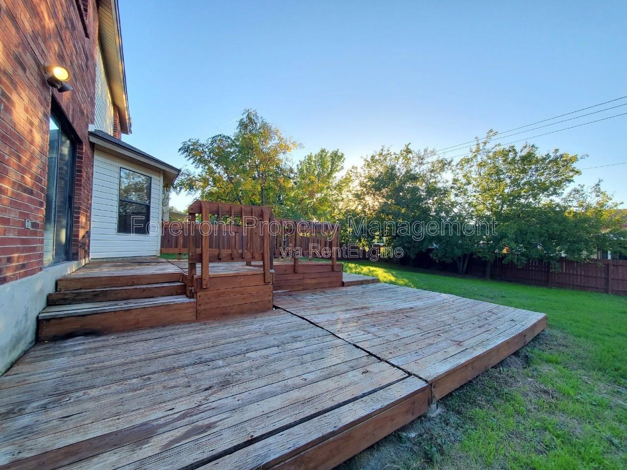 8031 Cherry Glade - Photo 3 of 32