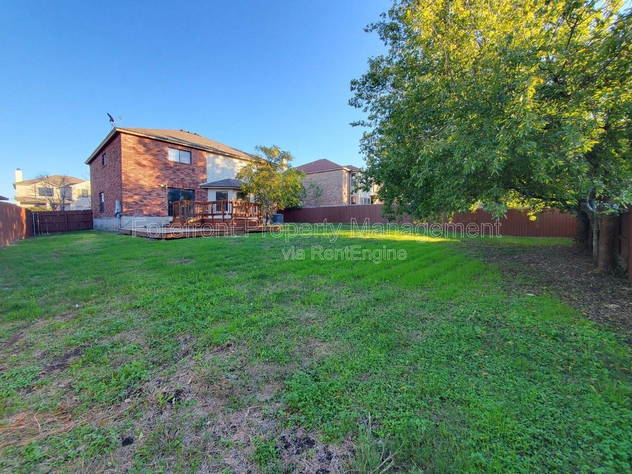 8031 Cherry Glade - Photo 6 of 32