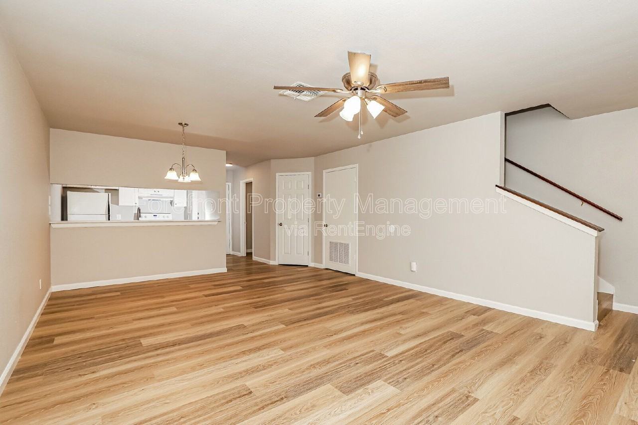7802 Richard Frank Way #2 - Photo 6 of 21