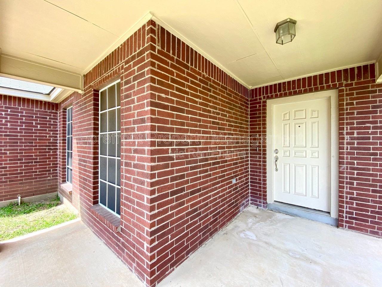 12647 Point Smt - Photo 4 of 50